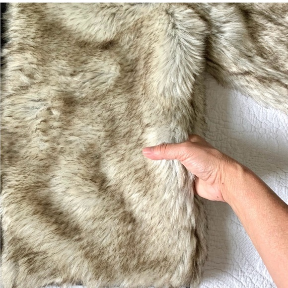 Zara Teddy Bear Jacket Coat with Hood Faux Fur Long Sleeve Small Like New - Picture 11 of 12